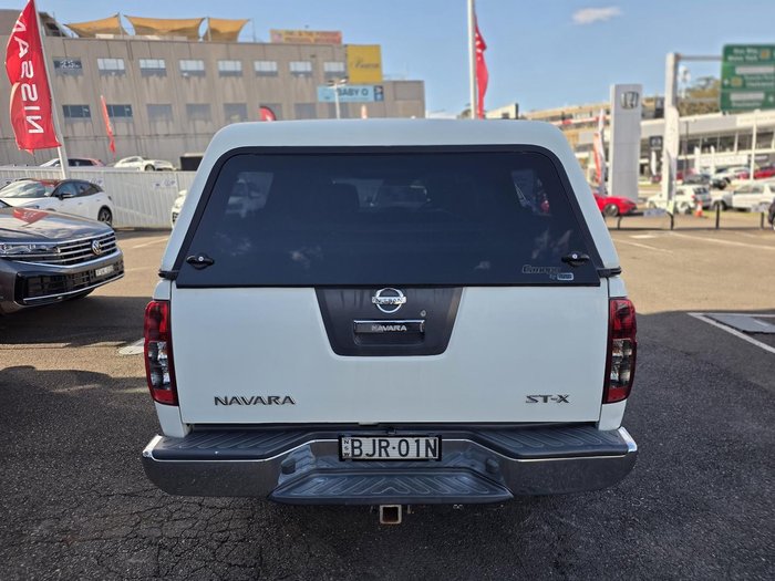 2012 Nissan Navara ST-X 550