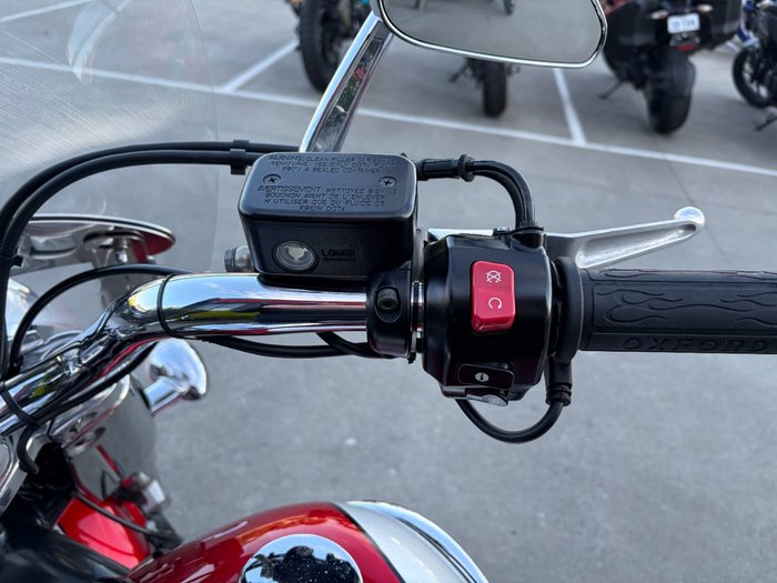 2016 Triumph THUNDERBIRD COMMANDER Red