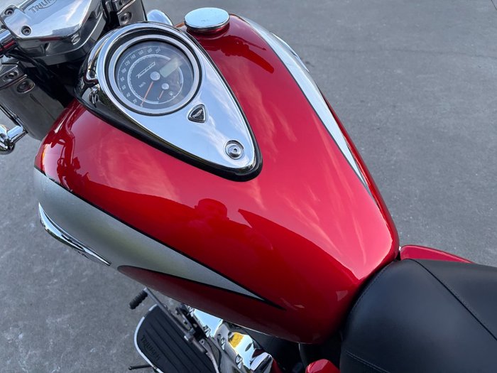 2016 Triumph THUNDERBIRD COMMANDER Red