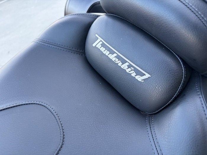 2016 Triumph THUNDERBIRD COMMANDER Red