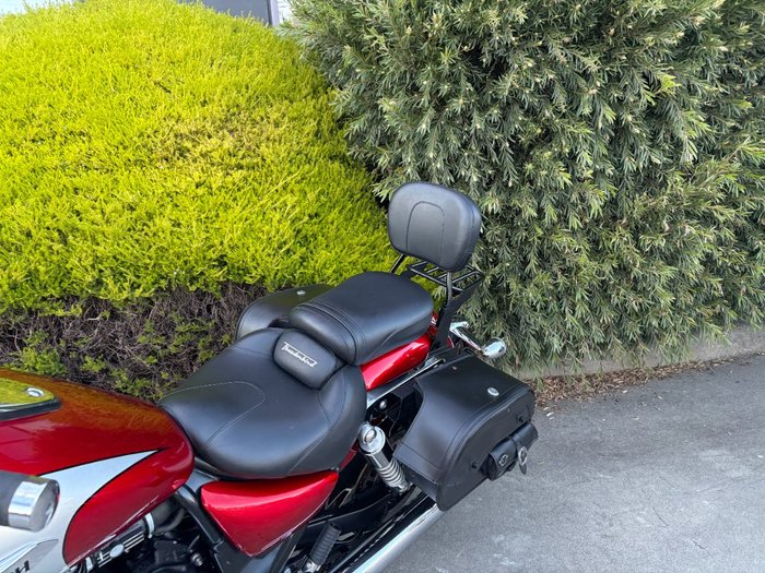 2016 Triumph THUNDERBIRD COMMANDER Red