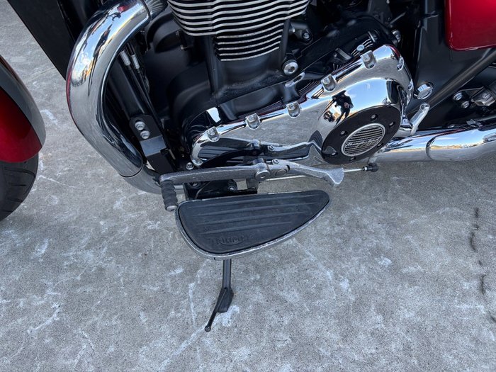 2016 Triumph THUNDERBIRD COMMANDER Red