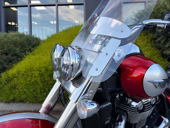 2016 Triumph THUNDERBIRD COMMANDER Red