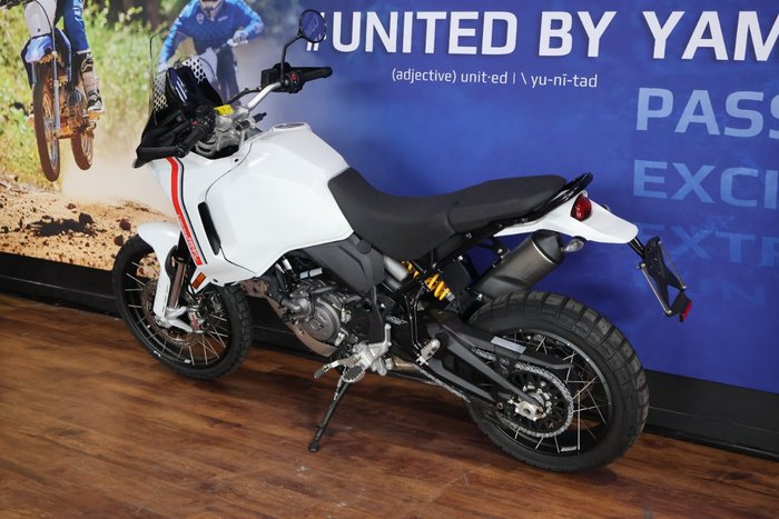 2025 Ducati DESERTX MATT STAR