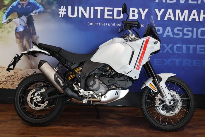 2025 Ducati DESERTX MATT STAR