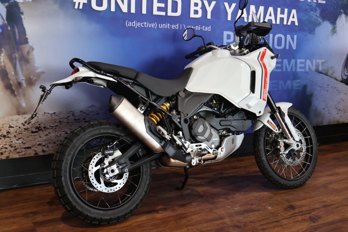 2025 Ducati DESERTX MATT STAR