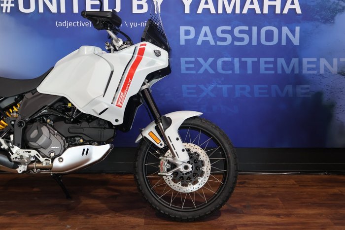 2025 Ducati DESERTX MATT STAR