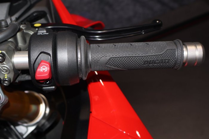 2025 Ducati 2025 Ducati 1100CC PANIGALE V4 S SPORTS Red