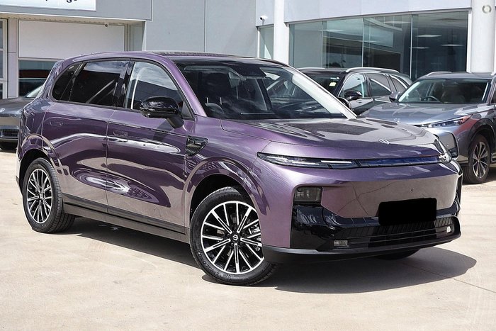 2026 Leapmotor B10 Design LR