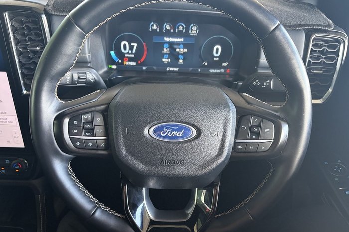 2023 Ford Everest Platinum