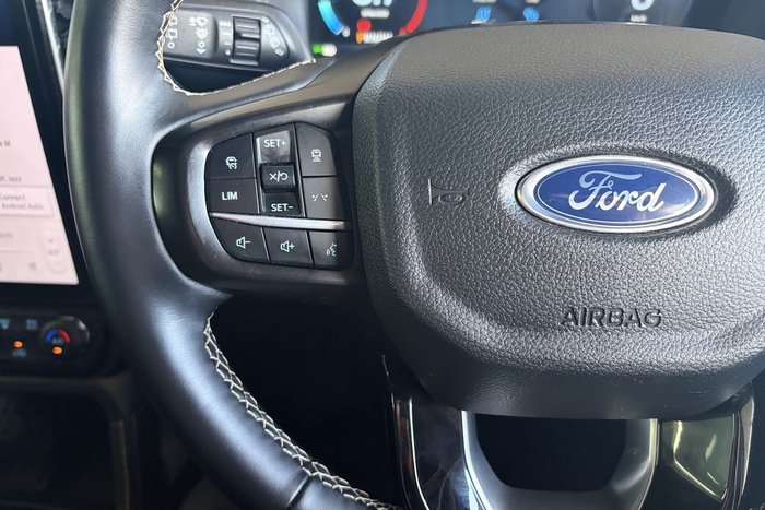 2023 Ford Everest Platinum
