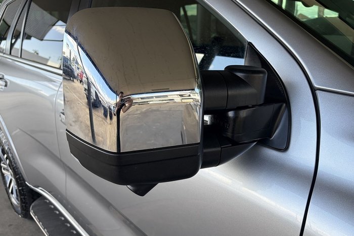 2023 Ford Everest Platinum