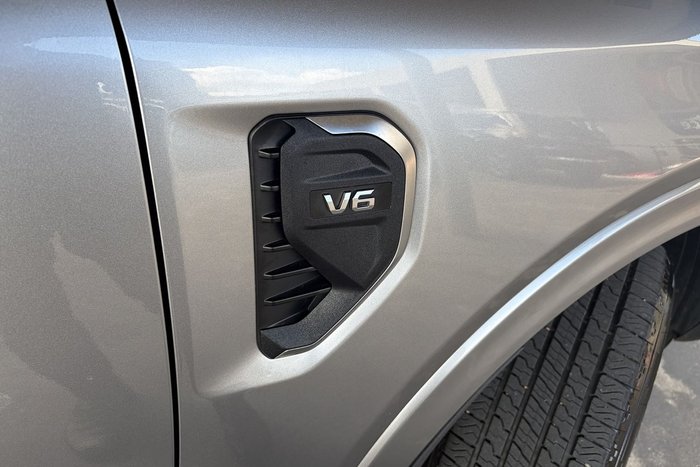 2023 Ford Everest Platinum