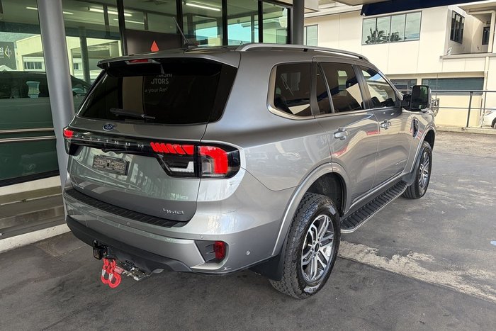 2023 Ford Everest Platinum