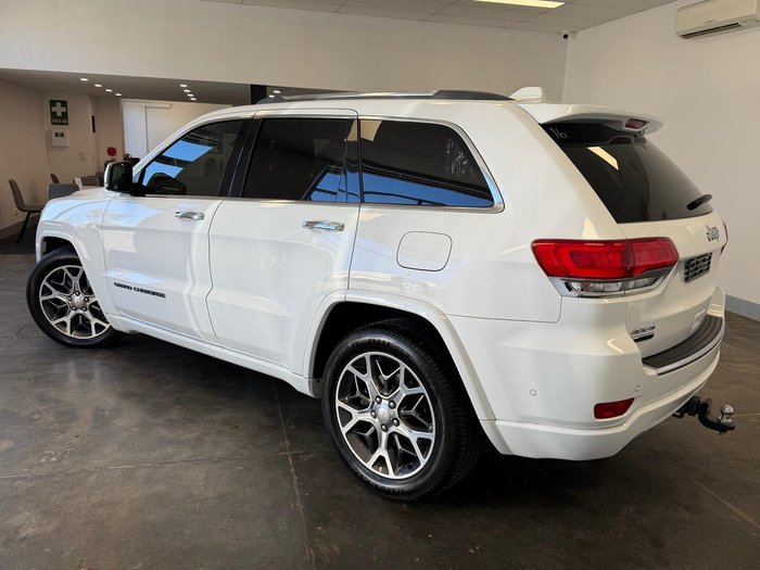 2020 Jeep Grand Cherokee Overland