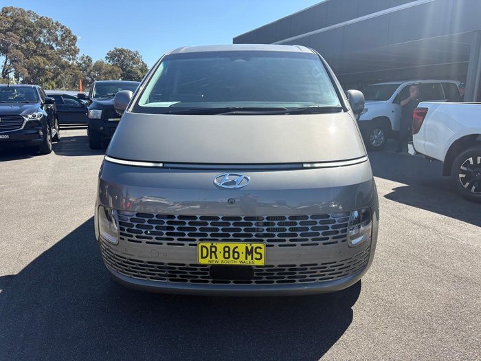 2022 Hyundai STARIA Highlander
