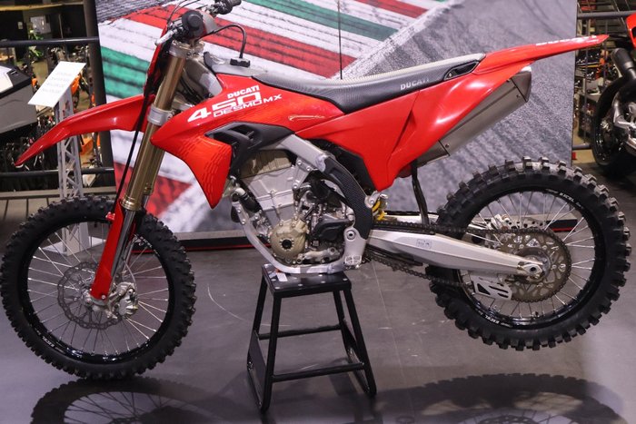2026 Ducati DESMO 450 MX Red