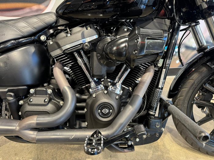2018 Harley-Davidson Street Bob 107 (FXBB) Softail Black