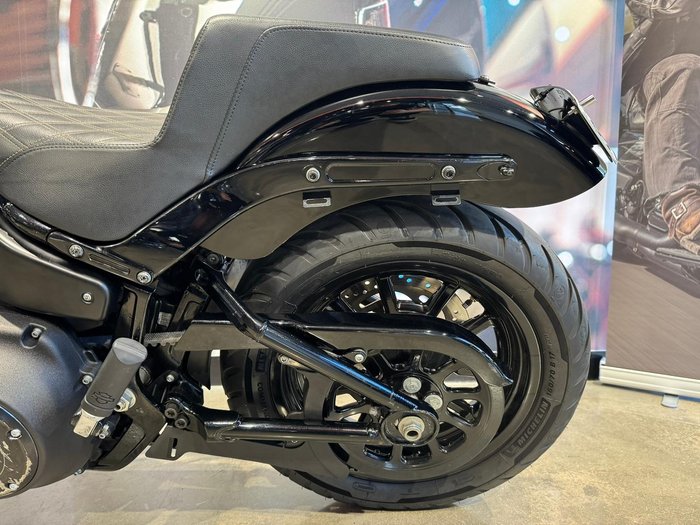 2018 Harley-Davidson Street Bob 107 (FXBB) Softail Black
