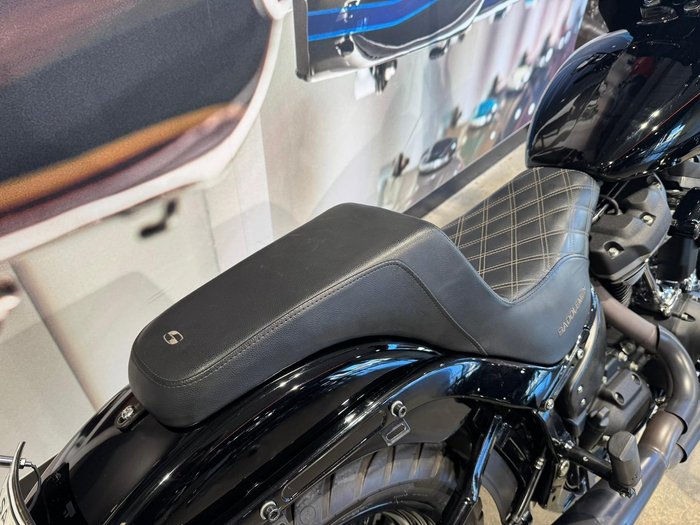 2018 Harley-Davidson Street Bob 107 (FXBB) Softail Black