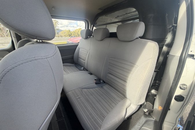 2020 HYUNDAI iLOAD 6S LIFTBACK