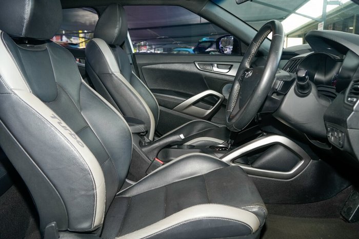 2017 Hyundai Veloster SR Turbo