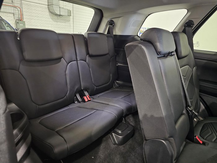 2025 Ford Everest Trend