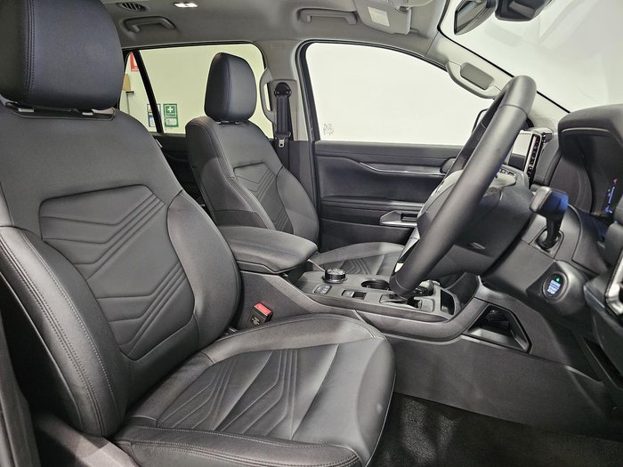 2025 Ford Everest Trend