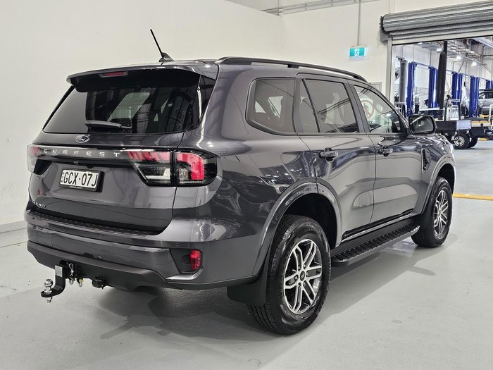 2025 Ford Everest Trend
