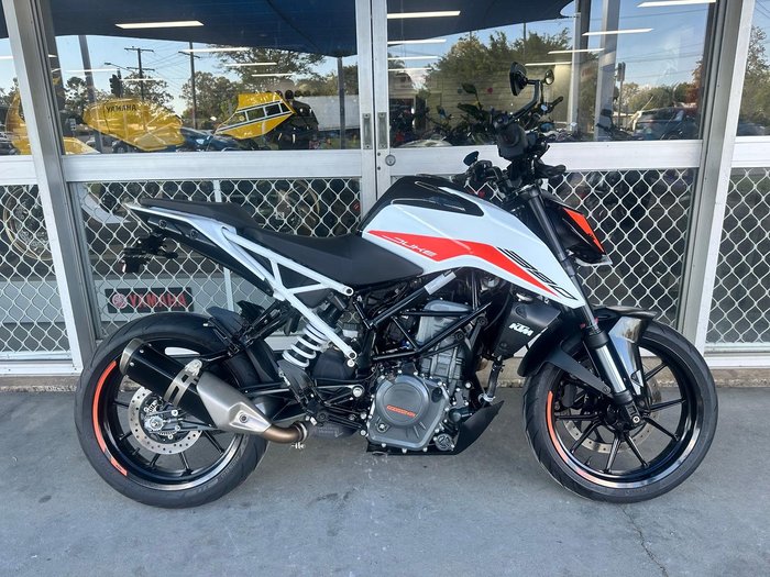 2022 KTM 390 Duke