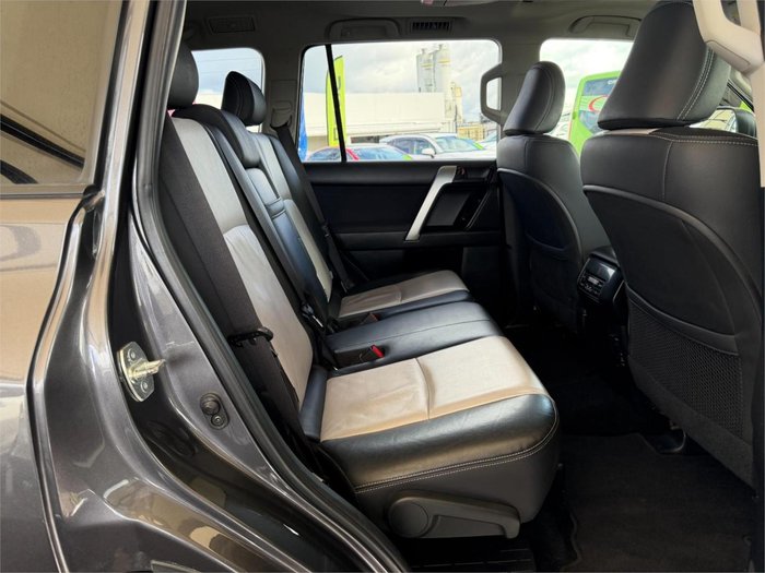 2015 Toyota Landcruiser Prado Altitude