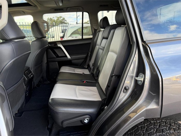 2015 Toyota Landcruiser Prado Altitude