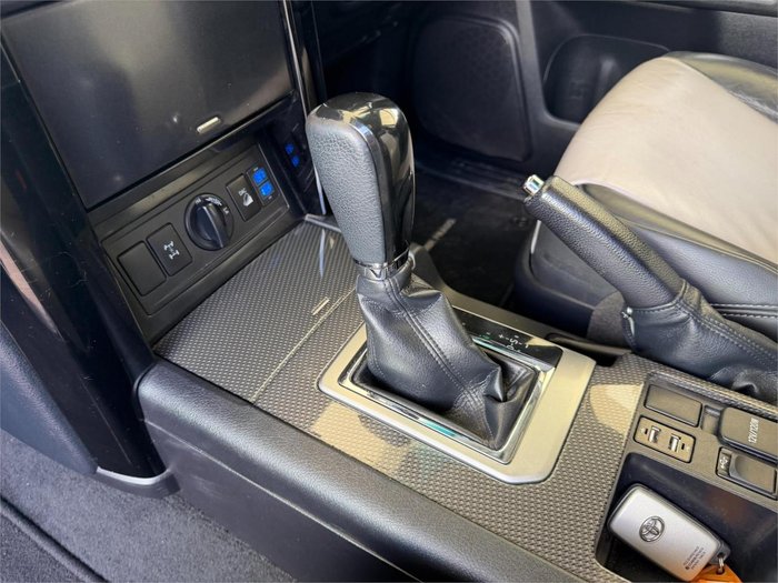 2015 Toyota Landcruiser Prado Altitude