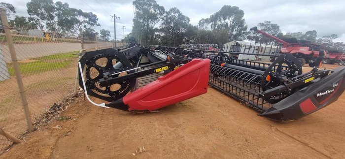 2017 MacDon D65