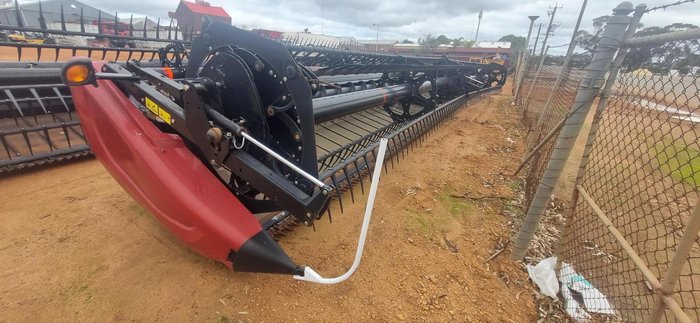 2017 MacDon D65