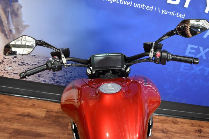 2026 Ducati 2026 Ducati 1200CC XDIAVEL V4 CRUISER Red