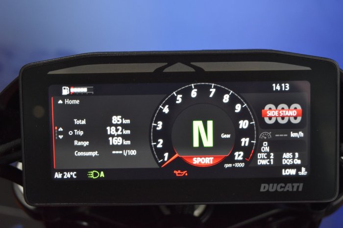 2026 Ducati 2026 Ducati 1200CC XDIAVEL V4 CRUISER Red