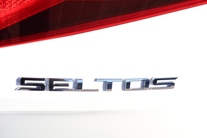 2020 Kia Seltos S