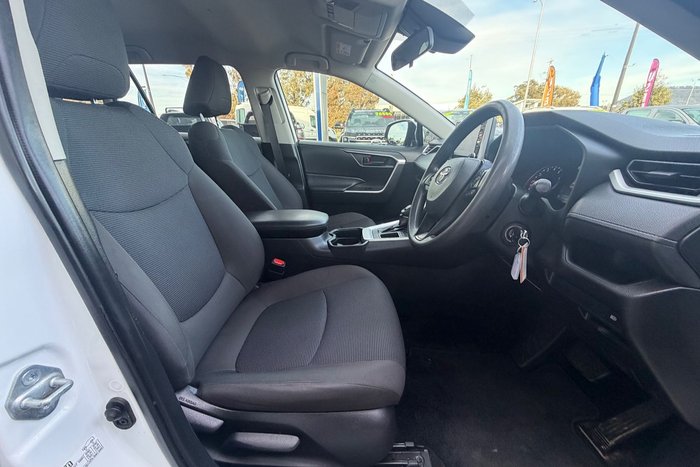2020 Toyota RAV4 GX