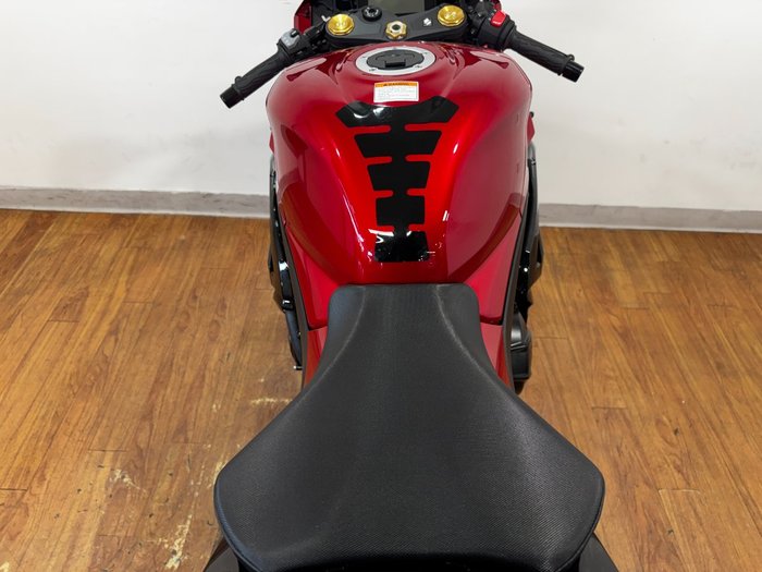 2025 Suzuki GSX-R1000A RED