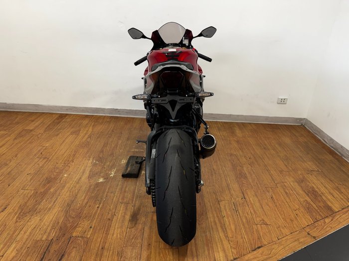 2025 Suzuki GSX-R1000A RED