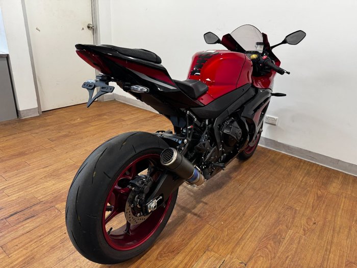 2025 Suzuki GSX-R1000A RED