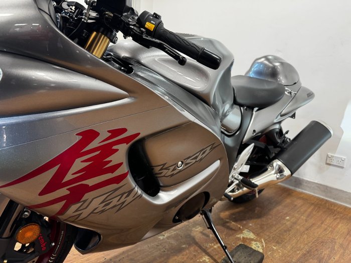 2019 Suzuki GSX1300RA (HAYABUSA) GREY