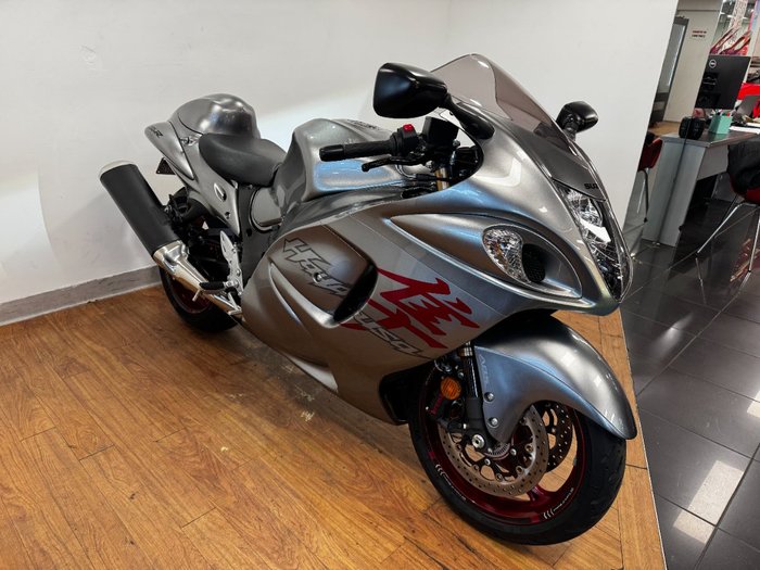 2019 Suzuki GSX1300RA (HAYABUSA) GREY