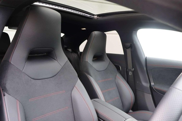 2025 Mercedes-Benz CLA-Class CLA200