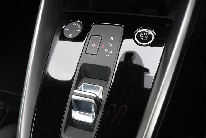 2023 Audi A3 40 TFSI S line