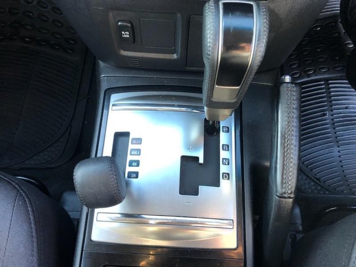 2019 Mitsubishi Pajero GLX