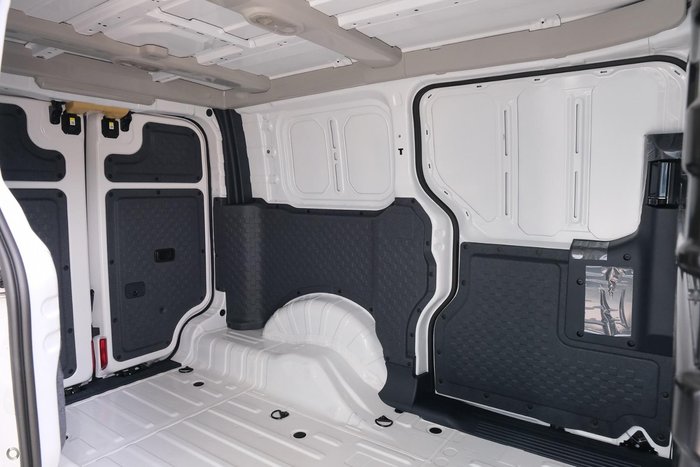2026 Kia PV5 Cargo S Long Range SW MY26 Clear White