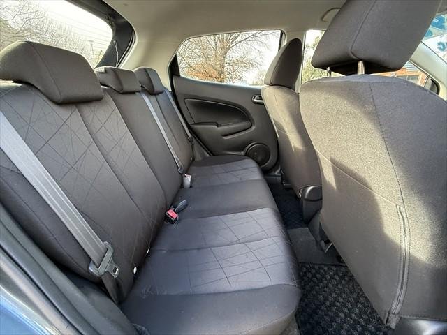 2011 Mazda 2 Neo