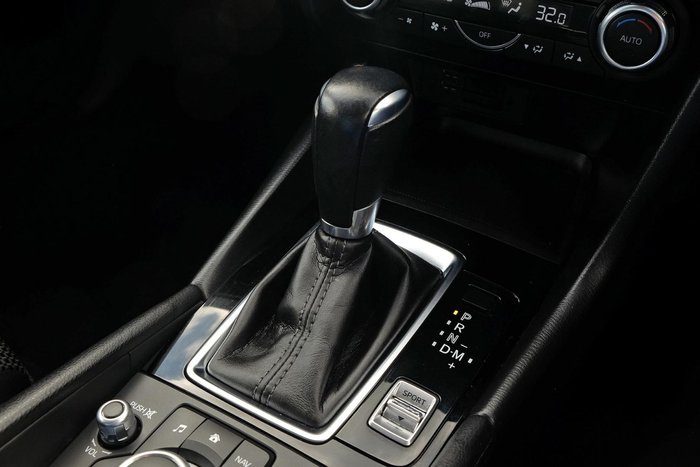 2017 Mazda 3 SP25